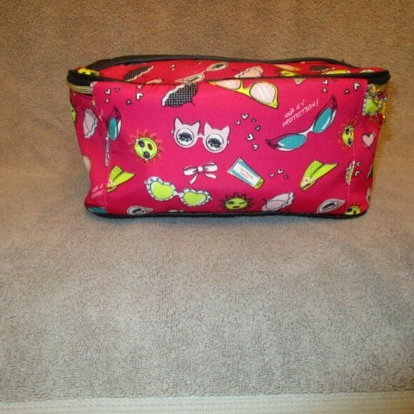 Y2K Vtg Betsey Johnson Summer Fun Makeup Case Cat Eyes Toiletries Travel Bag UPF - Picture 9 of 12